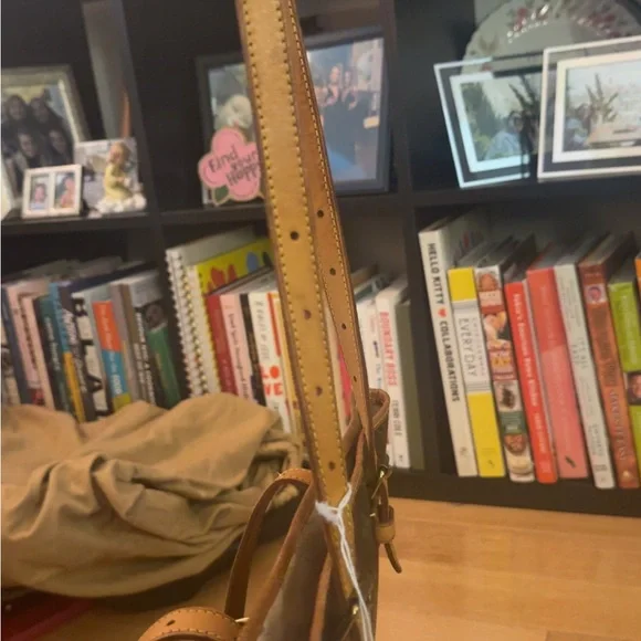 Louis Vuitton Bucket Monogram Shoulder Bag - Picture 5 of 17